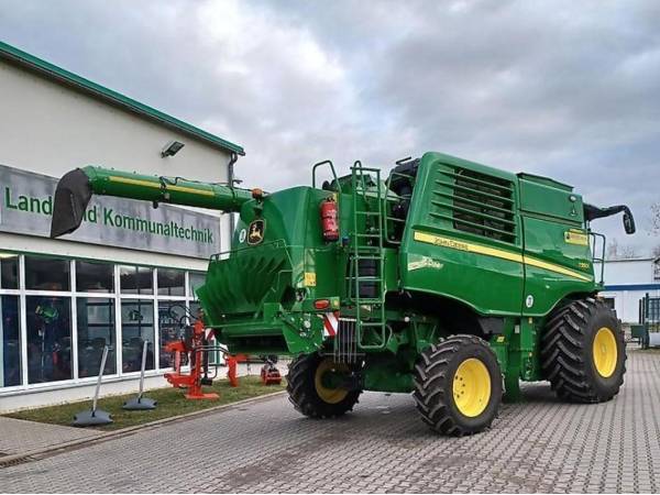 Комбайн John Deere T550i (2022)