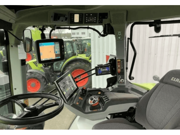 Трактор Claas Axion 960TT (2021)
