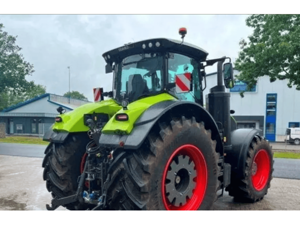 Трактор Claas Axion 960 (2023)
