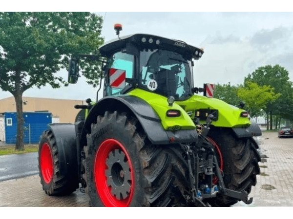 Трактор Claas Axion 960 (2023)