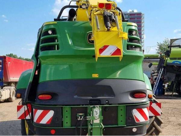 Кормозбиральний комбайн John Deere 8400i (2020)
