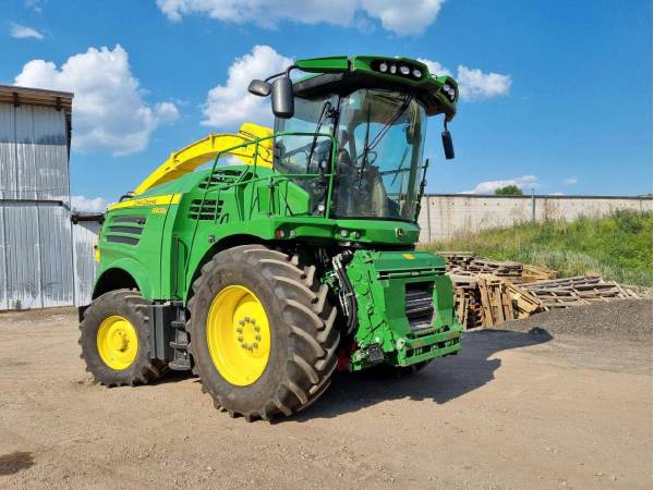 Кормозбиральний комбайн John Deere 8400i (2020)