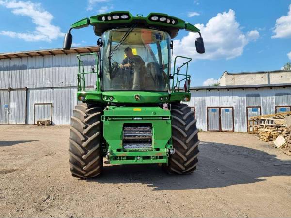 Кормозбиральний комбайн John Deere 8400i (2020)