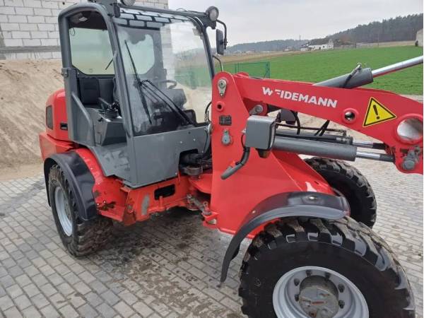 Навантажувач Weidemann  4070 CX80 LP (2011)