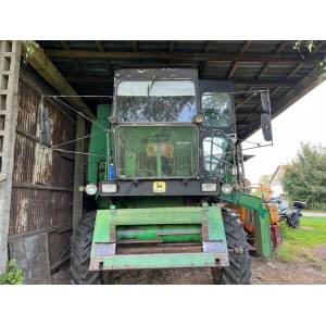 Комбайн John Deere 975 (1984)