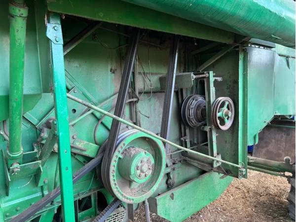 Комбайн John Deere 975 (1984)