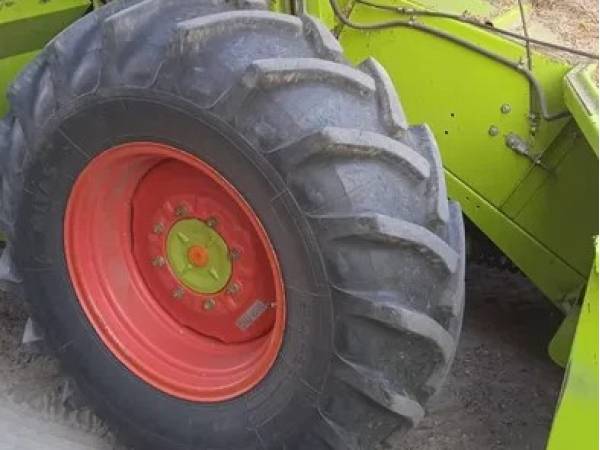 Комбайн Claas Dominator 48S (1991)