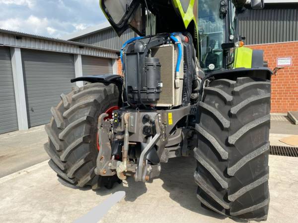 Трактор Claas Axion 930 (2013)