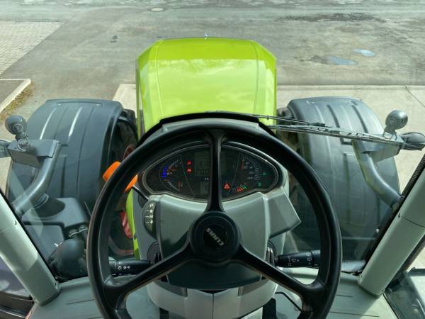Трактор Claas Axion 930 (2013)