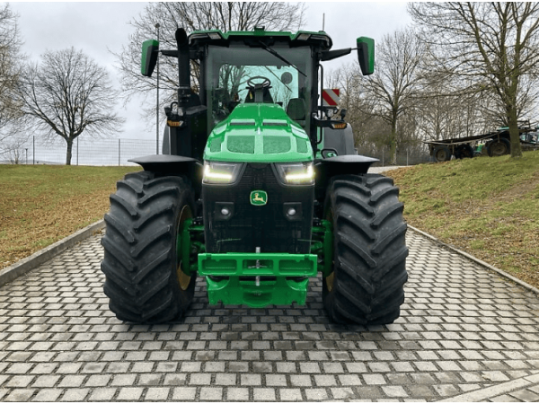 Трактор John Deere 8R 340 (2023)