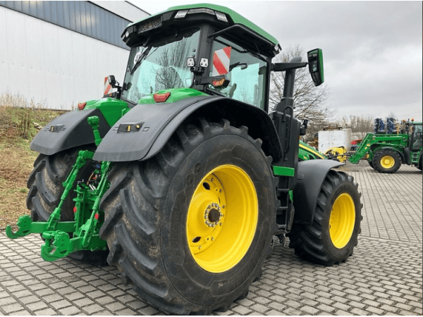 Трактор John Deere 8R 340 (2023)