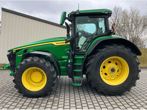 Трактор John Deere 8R 340 (2023)