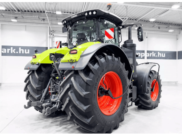 Трактор Claas Axion 950 (2023)