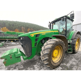 Трактор John Deere 8230 (2009)