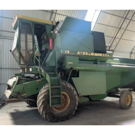 Комбайн John Deere 982 (1982)