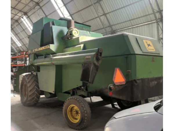 Комбайн John Deere 982 (1982)