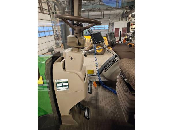 Трактор John Deere 8345R (2012)