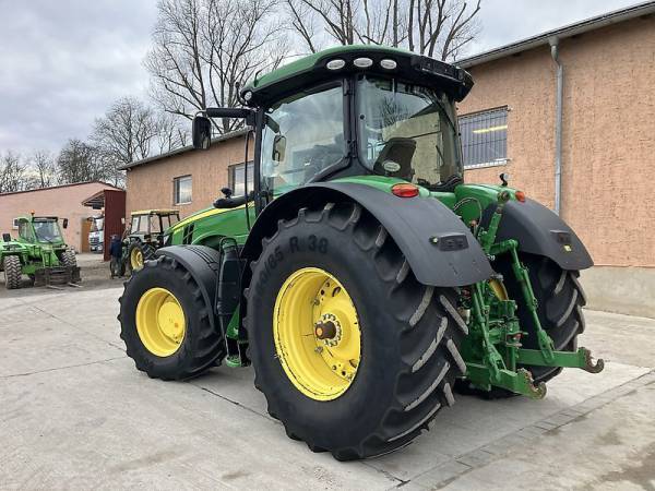 Трактор John Deere 8345R (2017)