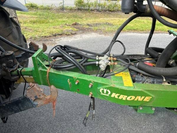 Обприскувач причіпний John Deere 632 (2002)