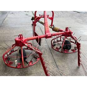 Згрібалка ротаційна PZ Zweegers HAYBOB 300 (2000)