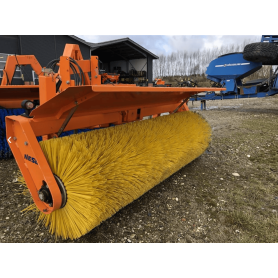 Роторна щітка Nesbo FM 2100S (2010)