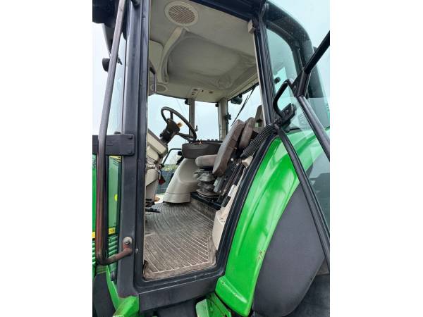 Трактор John Deere 6920S (2002)