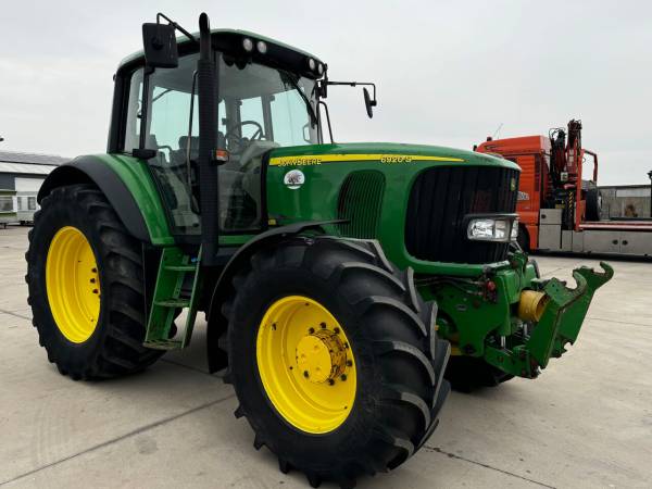 Трактор John Deere 6920S (2002)