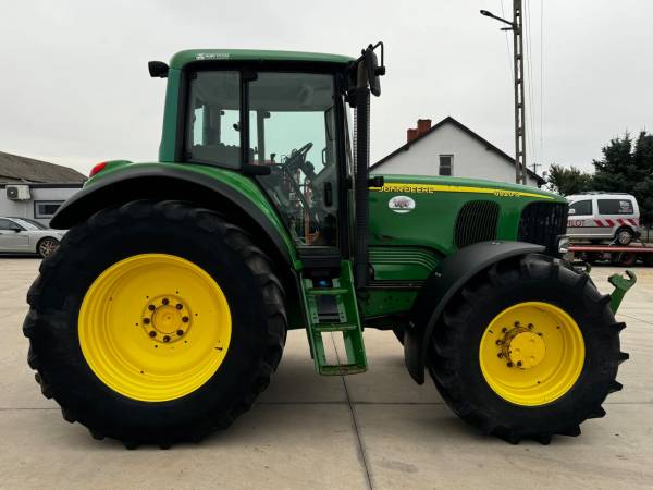 Трактор John Deere 6920S (2002)