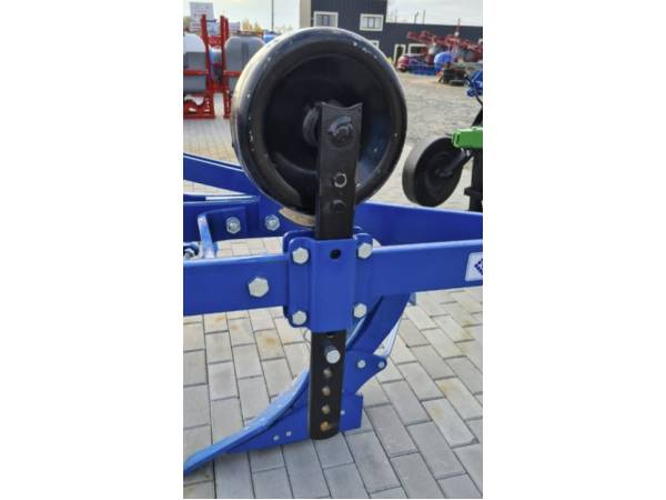Плуг эксцентриковый UNLU 4 КОРПУСА 14” со сплошным отвалом