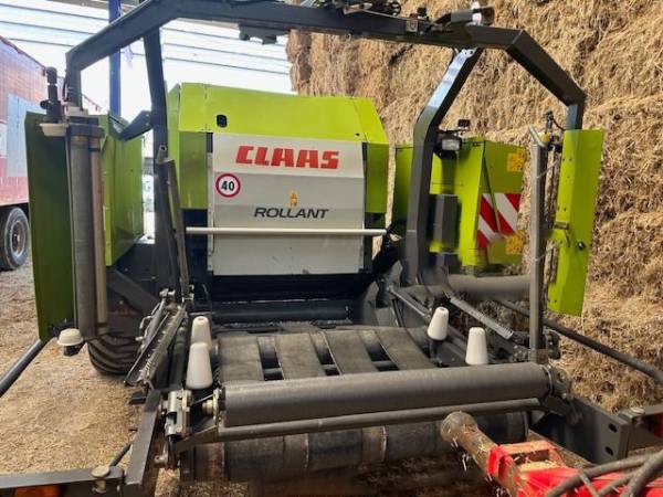 Прес-підбирач рулонний Claas Rollant 355 RC (2011)