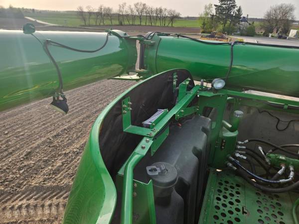 Комбайн John Deere S 690i (2009)