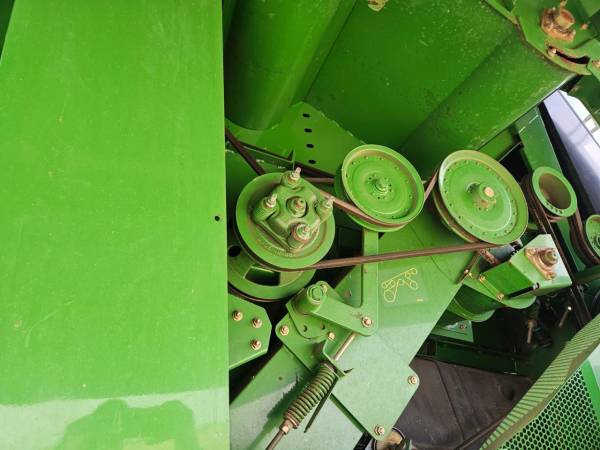 Комбайн John Deere S 690i (2009)