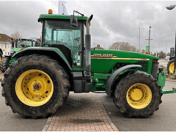 Трактор John Deere 8410 (2000)