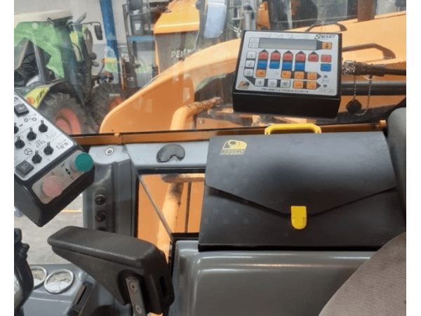 Комбайн виноградозбиральний Pellenc 3400 ST (2000)