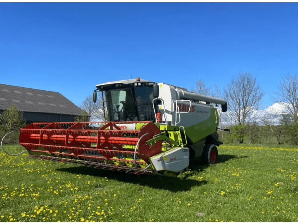 Комбайн Claas Lexion 520 (2008)