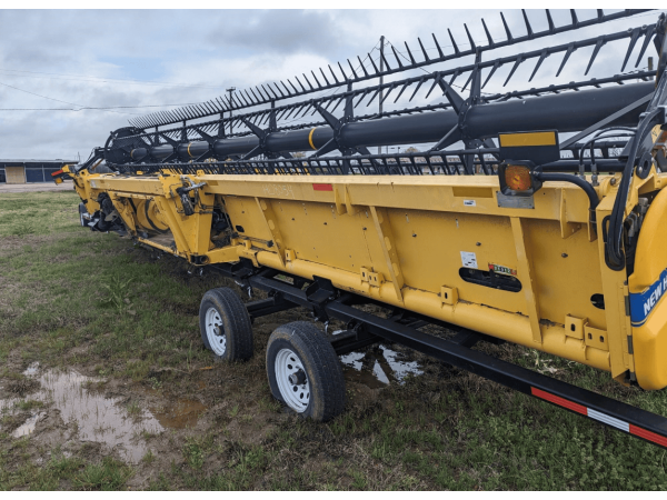 Жниварка New Holland 880 Superflex (2017)