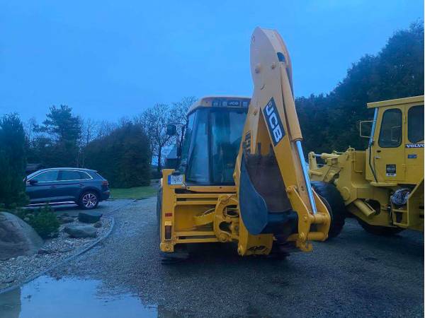 Екскаватор-навантажувач JCB 4CX (2000)