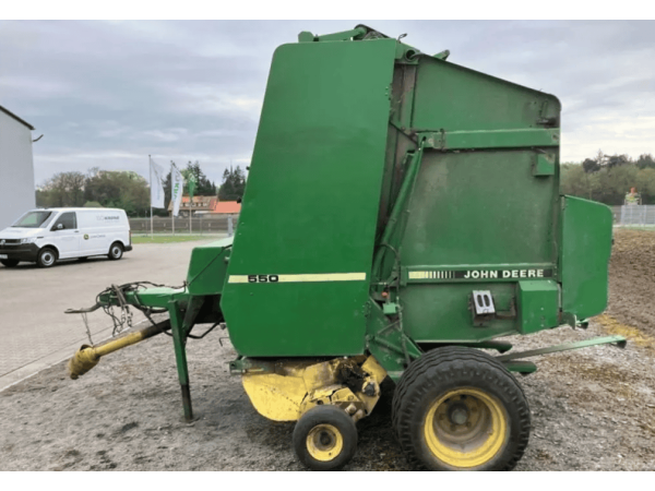 Прес підбирач рулонний John Deere 550 (1990)