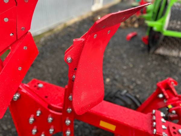 Плуг механический оборотный Unlu 5+1 (140х140) отвал 16" с транспортным колесом