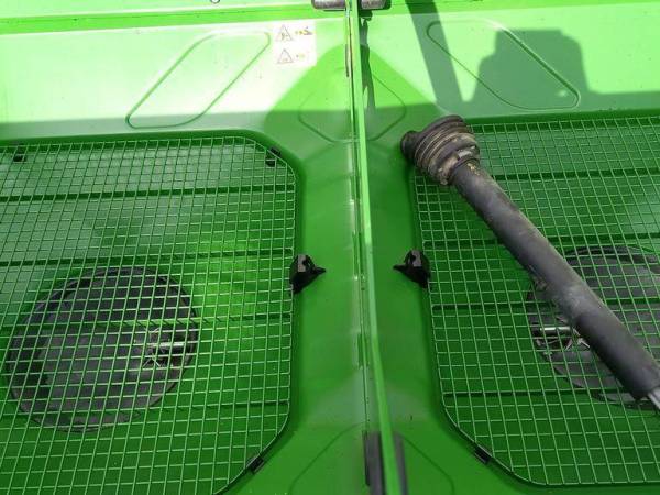 Розкидач добрив Amazone ZA V PROFIS CONTROL 3200 (2022)