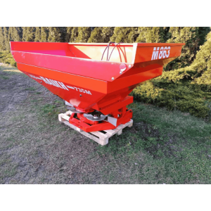 Розкидач добрив Rauch 735 M (2025)