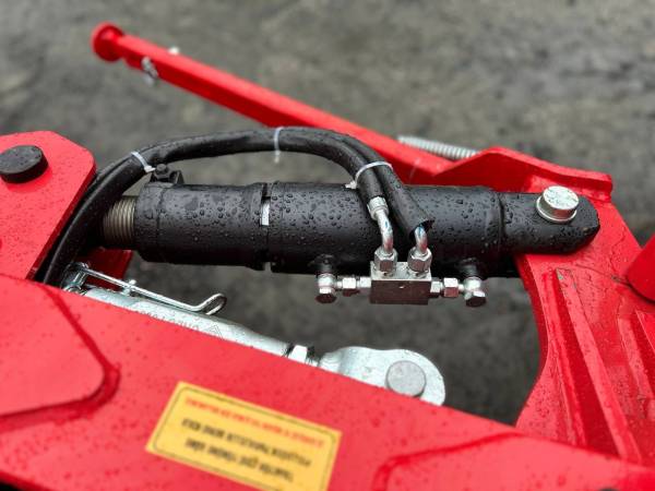 Плуг механический оборотный Unlu 4+1 (140х140) отвал 16" с транспортным колесом