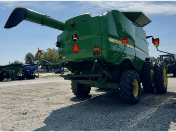 Комбайн John Deere S670 (2013)