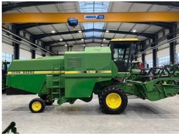 Комбайн John Deere 1052 (1986)