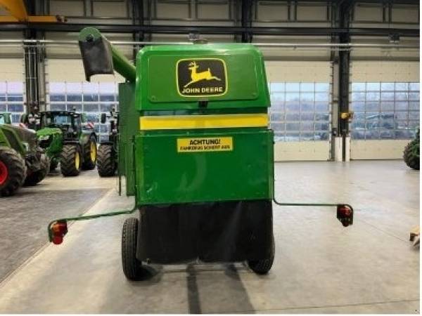 Комбайн John Deere 1052 (1986)
