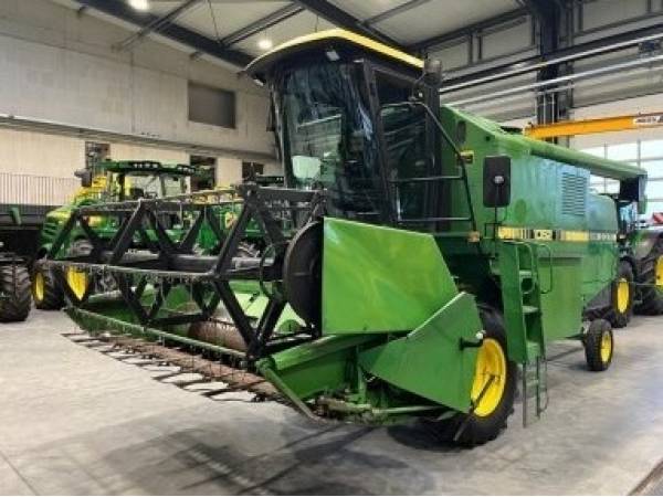 Комбайн John Deere 1052 (1986)