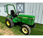 Трактор John Deere 955