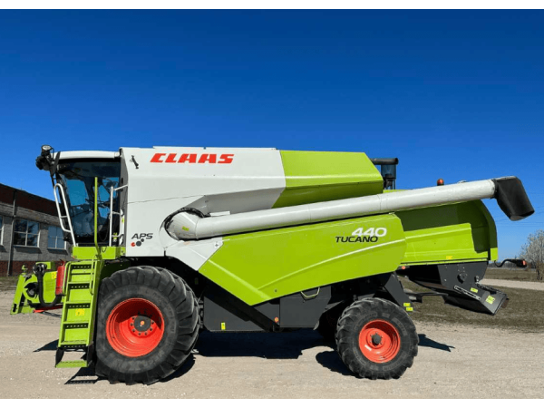 Комбайн Claas Tucano 440 (2009)