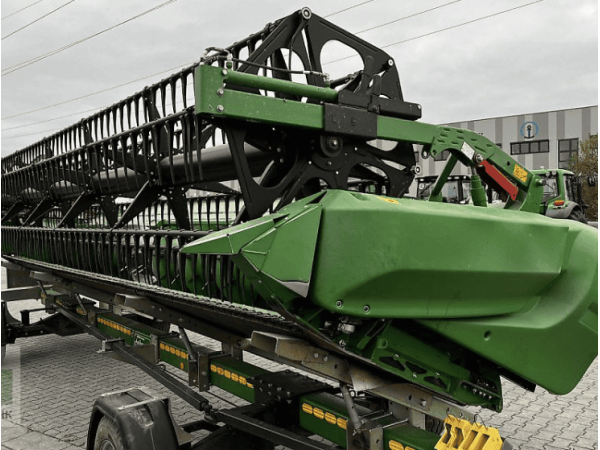 Комбайн John Deere T560i (2022)