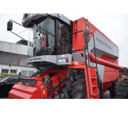 Комбайн Massey Ferguson 7256